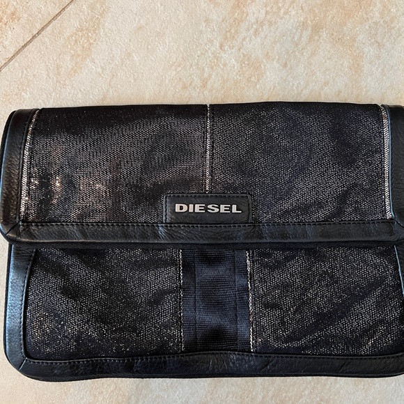 Lot of  two clutch bags: Diesel and Betseyville - Picture 3 of 8